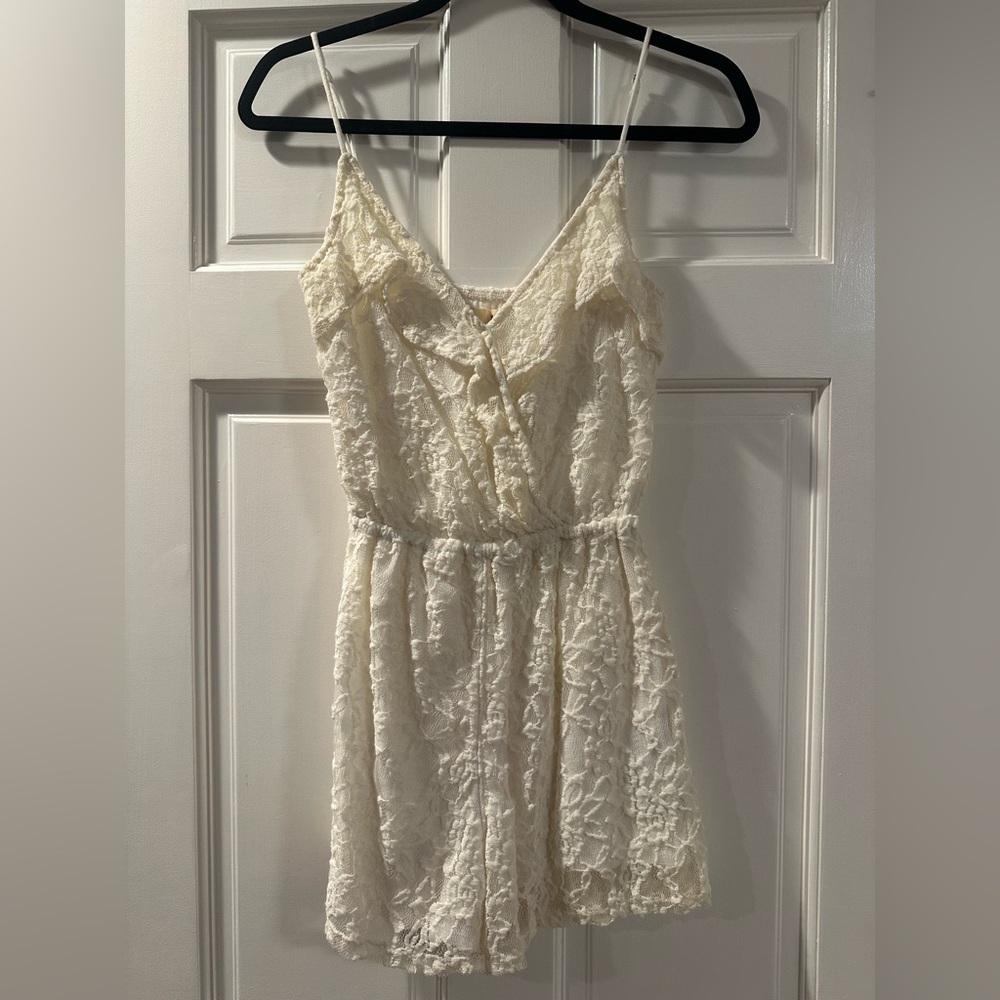 Hollister Cream Lace Romper